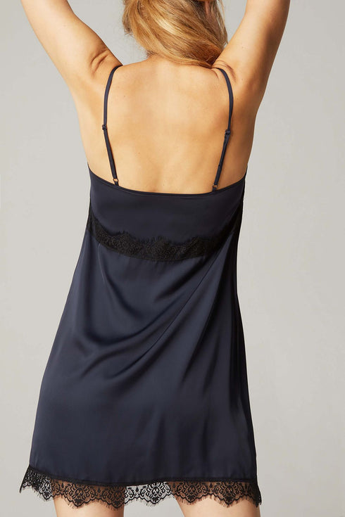 Simone Perele 23h Satin Secrets Nightdress